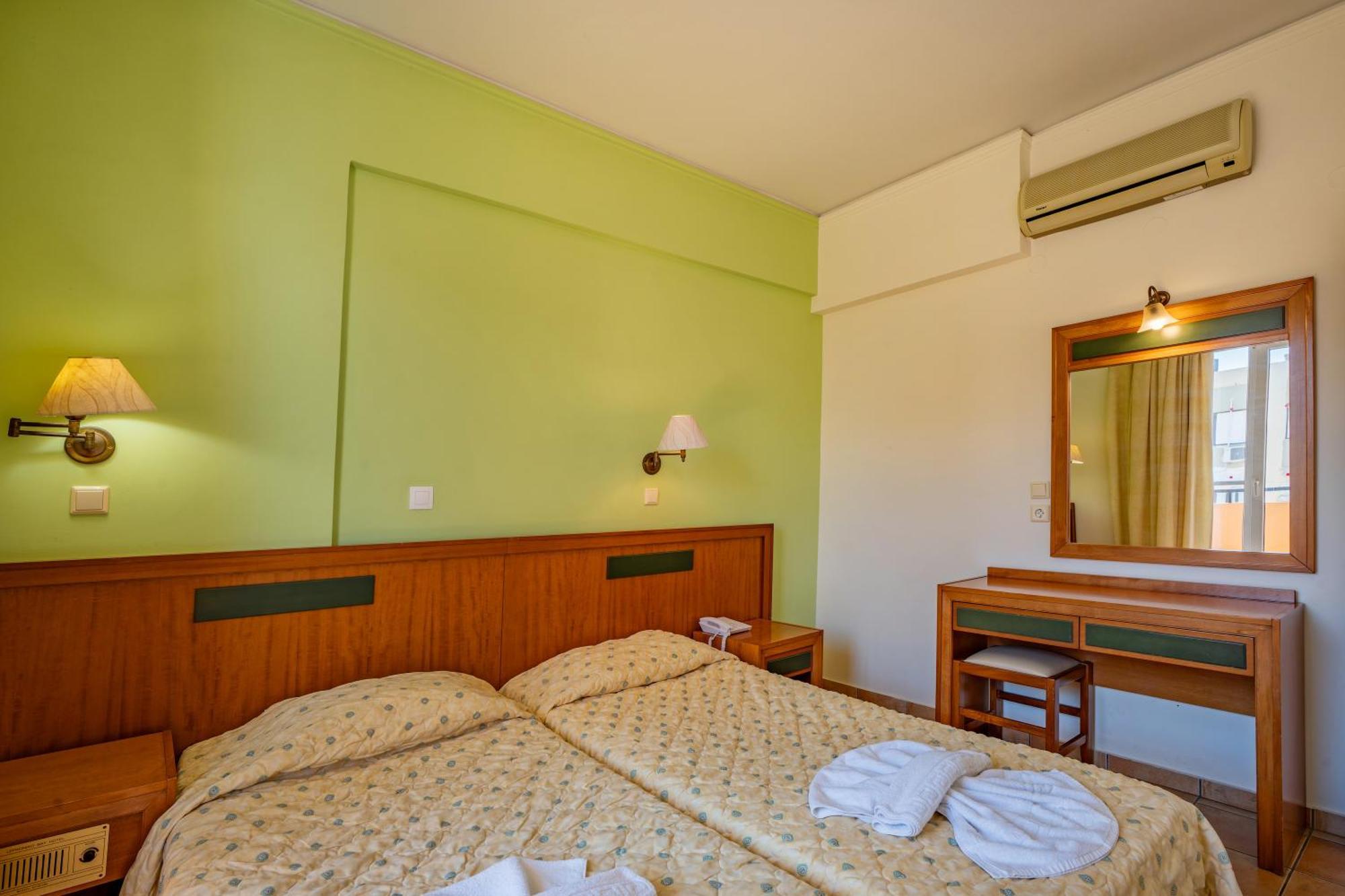 Lefkoniko Beach & Icarus Suite Apts Rethymno Exterior foto